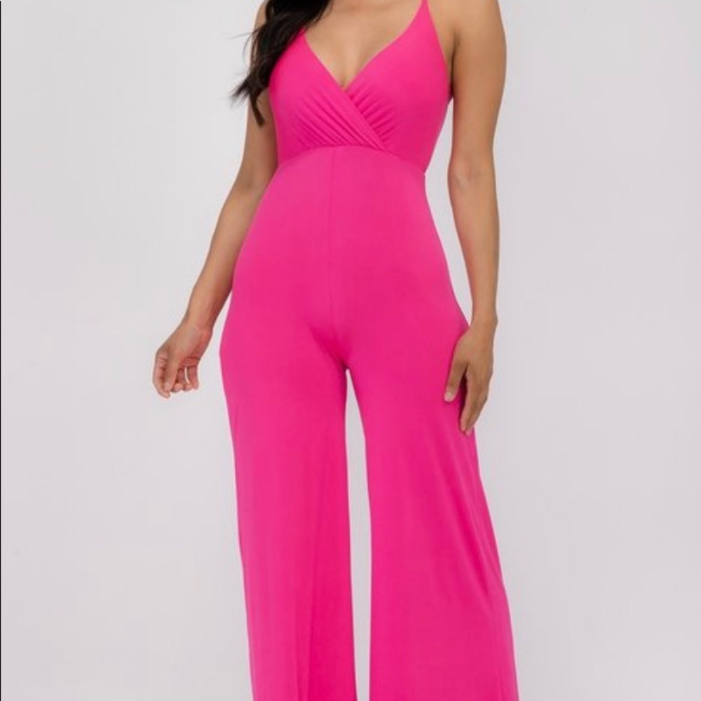 Solid color classic style jumpsuit
